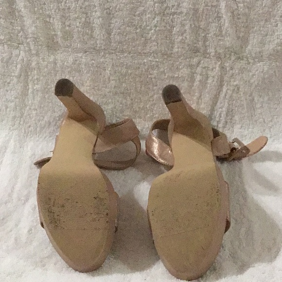 Steve Madden rose Gold Sandals - Picture 4 of 4